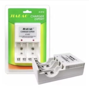 Univerzalni punjač za baterije