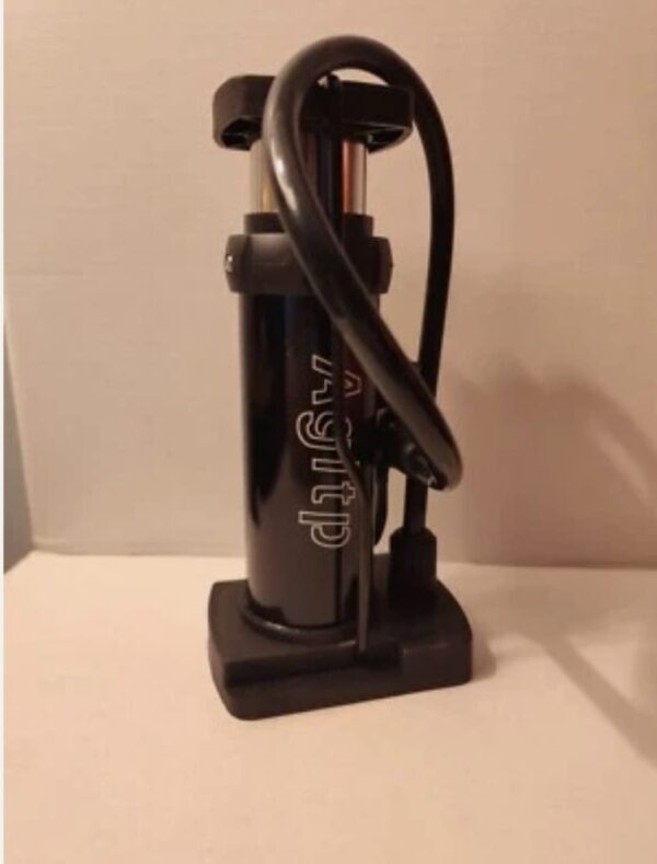 Nožna pumpa za bicikl-lopte