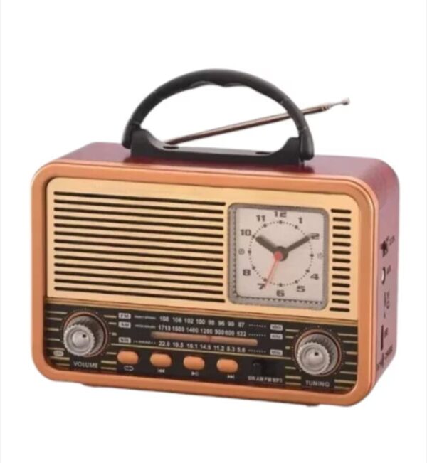 Bluetooth retro radio sa satom