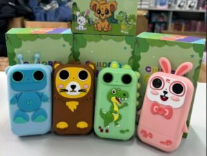 Dečiji fotoaparat u obliku telefona