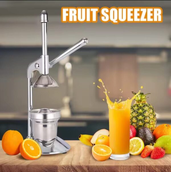 Ručni sokovnik za citrusno voće